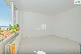 Cena včetně realitního a právního servisu., Nabízíme vám ke 
