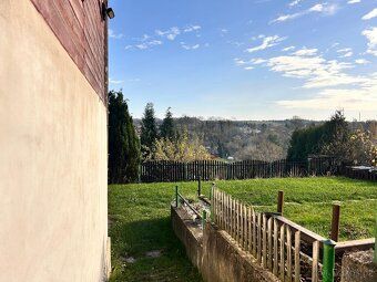 I am offering for sale a garden cottage in personal ownership of three floors with an…