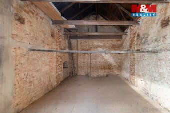 K prodeji nabízím menší řadový dům o užitné ploše 90 m², vho