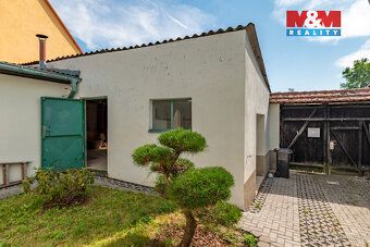 Looking for housing in a quiet location with extensive facilities? Exclusive
