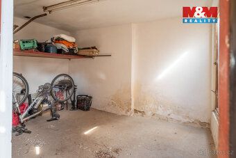 Looking for housing in a quiet location with extensive facilities? Exclusive