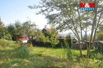 We offer for sale a cozy, newly built wooden cottage of