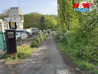 Nabízíme k prodeji zděnou řadovou garáž, situovanou blízko s