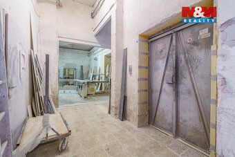 Significant discount of 5,000,000.- from original selling price.