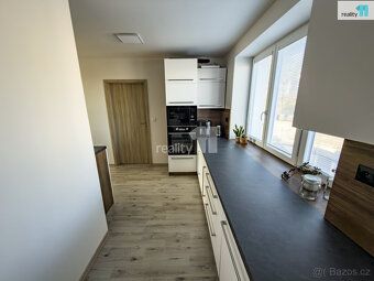 Price includes commission, legal service, and mortgage advisor consultation +popl. 4000