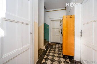 Sale of terraced family house with garden on border of Vysočany and Prosek