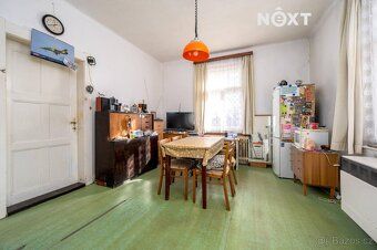 Sale of terraced family house with garden on border of Vysočany and Prosek