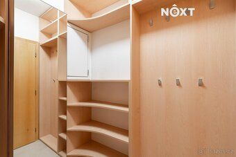 Exkluzivní 2+kk s balkonem, garážovým stáním a designovým in