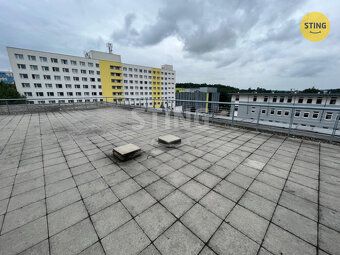 V zastoupení majitele Vám nabízíme pronájem moderních kancel