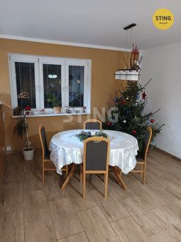 We offer for rent a spacious apartment 5+kk in Strahovice, located in a family house with separate entrance.