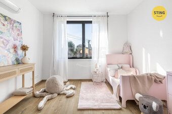 We exclusively offer for sale a semi-detached house 4+kk with garden of 