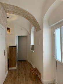 predaj - dve samostatne izby na .. BA1 - Obchodná ulica 40m2