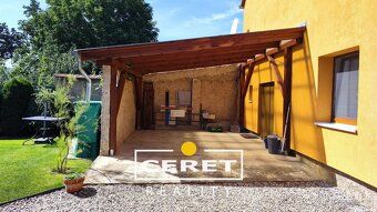 On behalf of the owner we offer for sale sensitively complete renovated insulated family house…