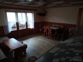 We offer for rent a cottage in the village of Hradiště district Rokycany (20 min from Rakovník, 30 min from Rokycany)