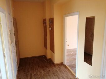Nabízíme k pronájmu slunný byt 3+1, Černá Pole, ulice Merhau