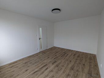 Nabízíme k pronájmu hezký byt o dispozici 1+1 a výměře 35 m2