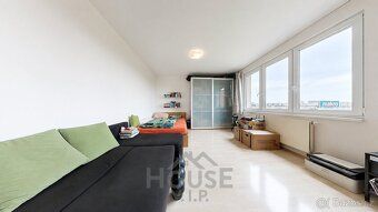 Ev.č. 01549 Nabízím ke koupi moderní byt 1+kk o velikosti 37