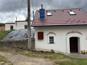 Pronájem rekreačního vinného sklípku s ubytování až pro 6 os