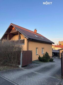 Nabízíme k pronájmu prostorný byt 3+kk o velikosti 85 m² v k