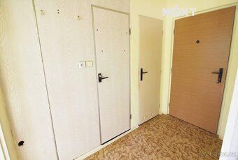 We offer for sale a spacious 1 bedroom apartment of usable area 32 sqm, located on the second…
