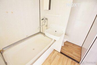 We offer for sale a spacious 1 bedroom apartment of usable area 32 sqm, located on the second…