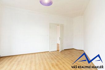 I am offering for sale a spacious 4 bedroom apartment on Ostravská Street in Karvina.