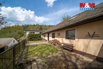 Nabízíme k prodeji rodinný dům od dispozici 3+kk v klidné ob