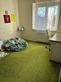 Nabízíme k prodeji velký dvougenerační dům v klidné lokalitě