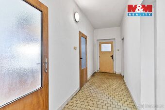 Prodej rodinného domu se dvěma byty v klidné části obce Bren