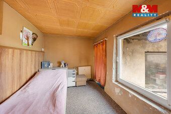 We offer for sale a family house located in a quiet part of