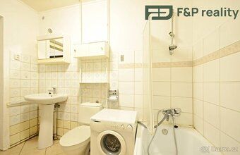 Nabízíme k prodeji rodinný dům o dispozici 3+kk a užitné plo