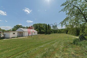We offer you a unique opportunity to purchase a building plot of land