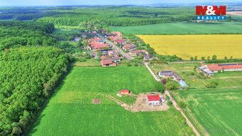 We offer you an exclusive land plot for sale of 4,869 sqm in Michnovka - Kratonohy near Hradec…