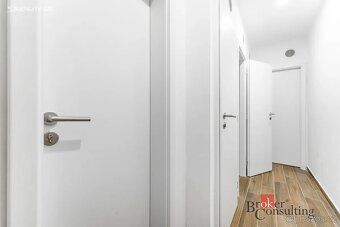 Pronajem bytu Karlovy Vary 1kk , Najem - 8000kč + 2000kč pop