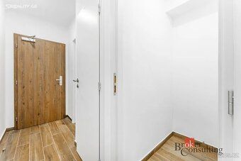 Pronajem bytu Karlovy Vary 1kk , Najem - 8000kč + 2000kč pop