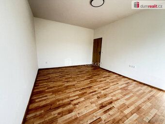Cena včetně právního servisu a provize RK., Nabízíme k prode
