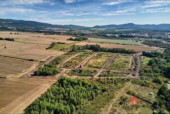 Prodej, pozemky/bydlení, 702 m2, Kfely E2, 36301 Ostrov, Kar