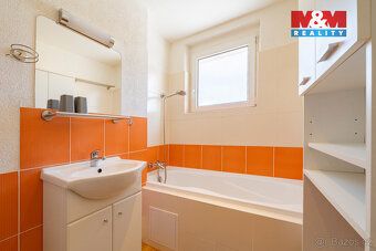 Hledáte komfortní a prostorné bydlení v klidné lokalitě? Pak