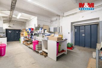 Nenechte si ujít tento objekt o zastavěné ploše 2215 m², roz