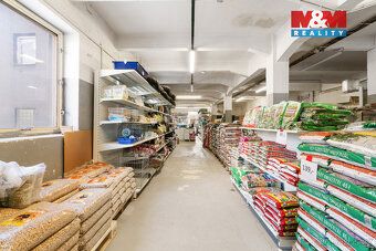 Nenechte si ujít tento objekt o zastavěné ploše 2215 m², roz