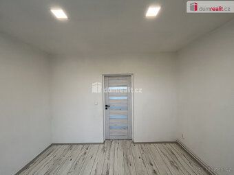 For sale house in village of Modlany, district of Teplice. The house has two floors