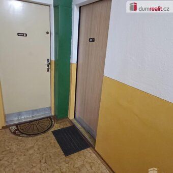 + zálohy spojené s užívání + kauce + zálohy na energie + pro