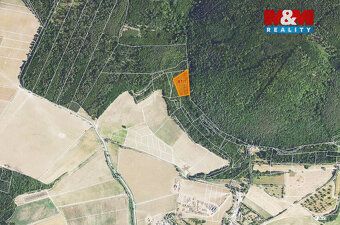 For sale land plot of 5712 m2 in the cadastral area of Nezabudice.