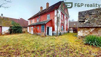 Family house with generous usable area of 180 m2, with possibility for two completely separate…