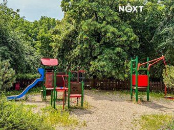 In exclusive representation of the developer we offer for sale modern commercial unit in Prague 10