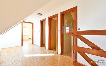 Looking for a house where you will have enough space, privacy and pleasant surroundings for…