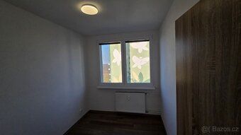 Hledáte dlouhodobý pronájem moderního bytu 3+1, který právě 