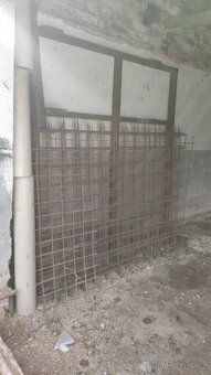I am offering for sale a row garage in Mimoň part of Letná I will sell a brick garage of…