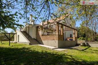 Dumrealit.cz will arrange the sale of former manor house