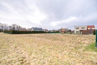 Ve Vlčovicích nabízím stavební parcelu o celkové výměře 1 06